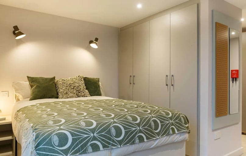 Premium One Bed Apartment, COSMOS, 2 Moore Street, City Centre, Sheffield - Image 1