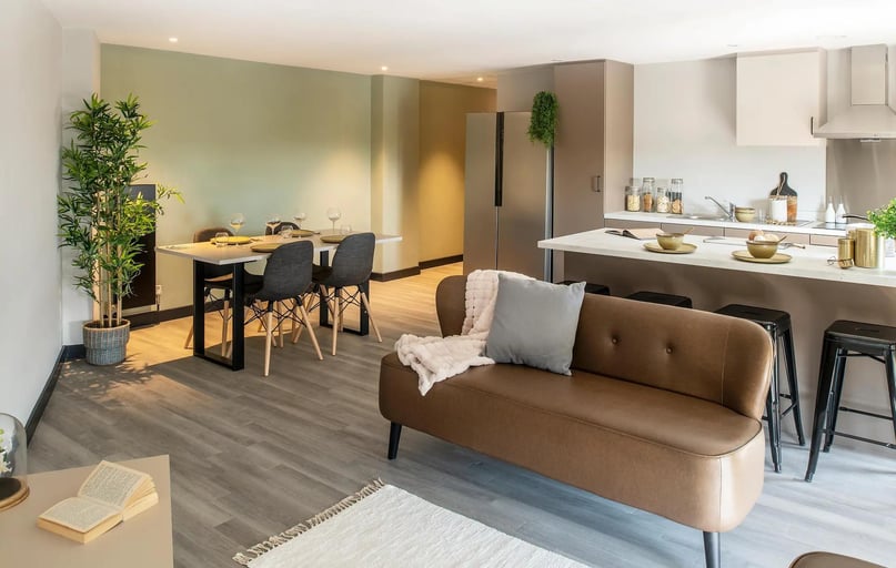 Standard 5 Bed Apartment, Zenith, Herbert Street, City Centre, Cardiff - Image 1