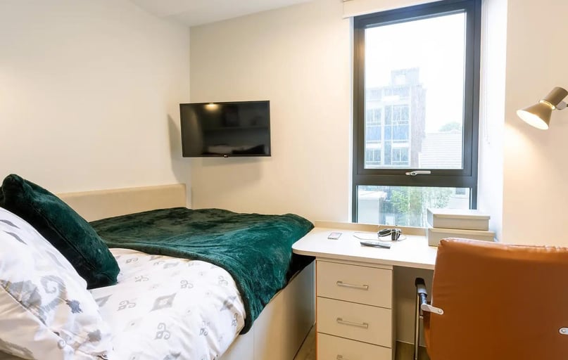 12 Bed Cluster Ensuite, SEREN, 66 Alexandra Road, City Centre, Swansea - Image 1