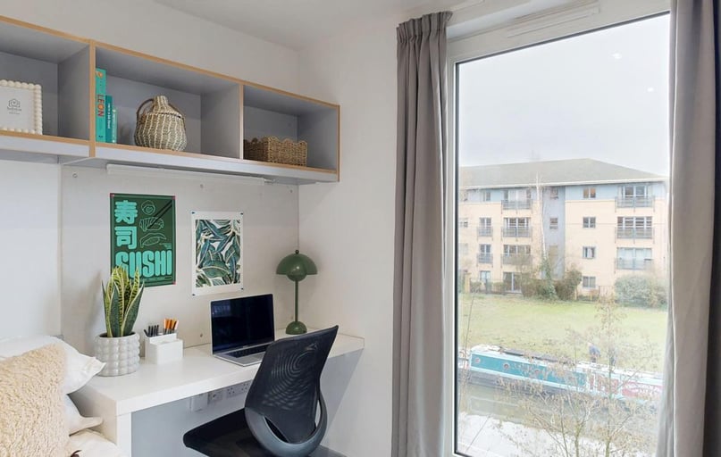 Canal View Ensuite, Graystacks, 171 Castle Blvd, Dunkirk, Nottingham - Image 1