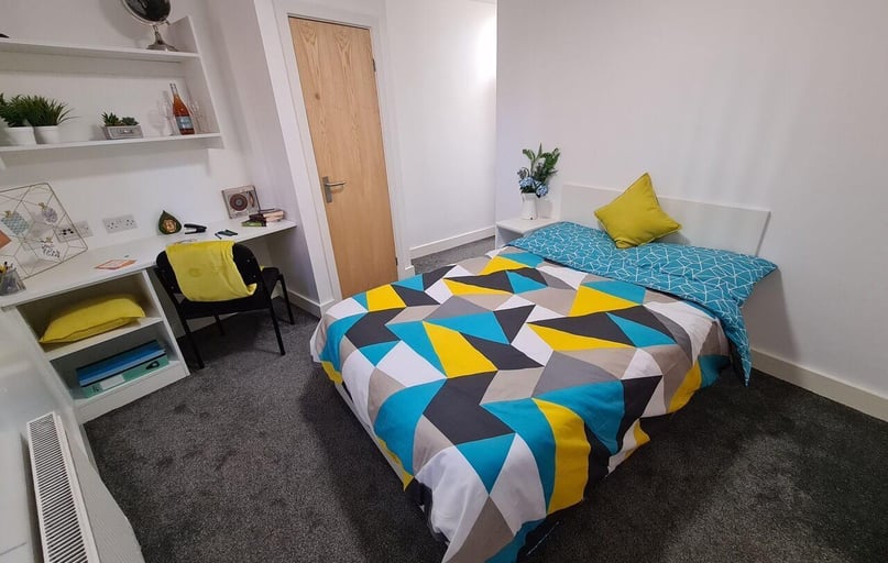 Newarke Street, City Centre, Leicester - Image 1