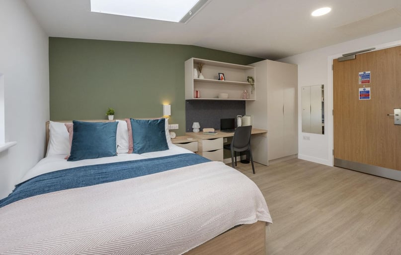 Classic Studio, Waterloo House, Fawcett Street, City Centre, York - Image 1