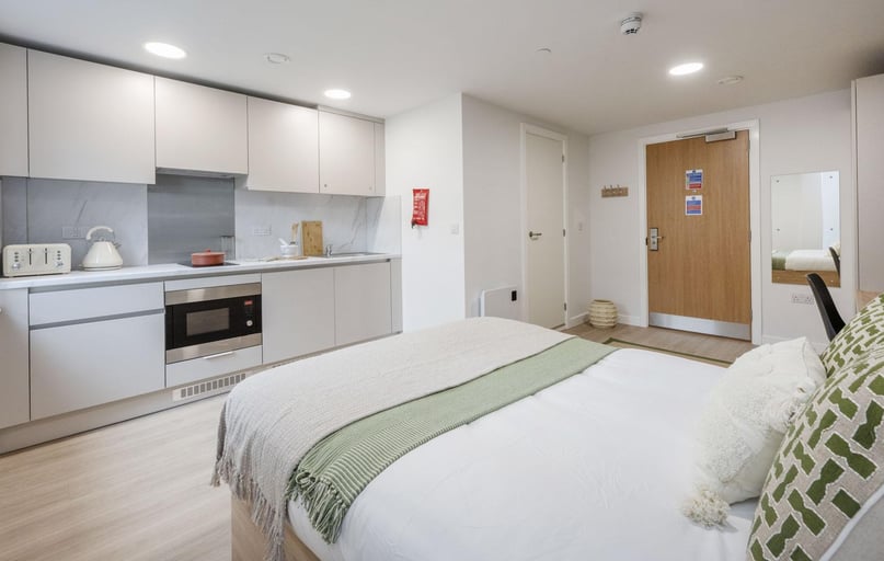 Classic Plus Studio, Waterloo House, Fawcett Street, City Centre, York - Image 1