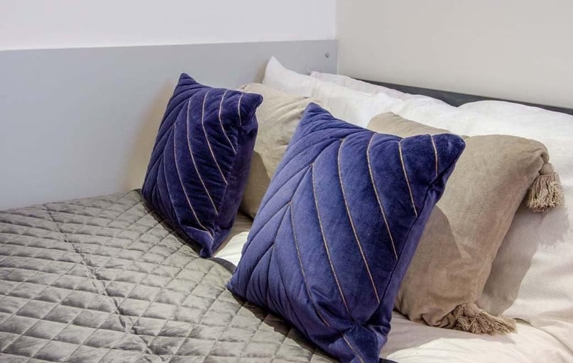 Premium Ensuite, Orbital, Ilkeston Road, Canning Circus, Nottingham - Image 1