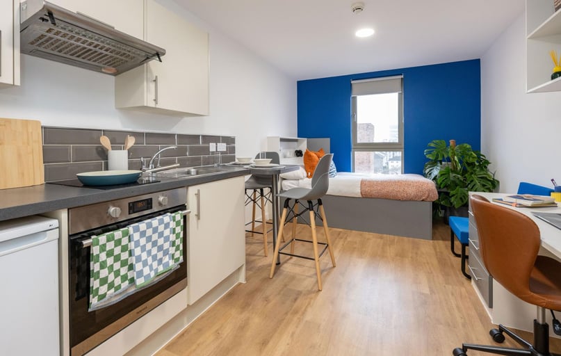 Silver Studio Plus, Foundry Courtyard, 214 Kennedy Street, Glasgow Caledonian University, Glasgow - Image 1