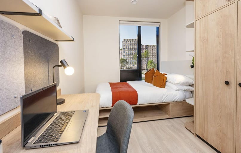 Premium Ensuite, Press House, 81-88 Beresford Street, Woolwich, London - Image 1