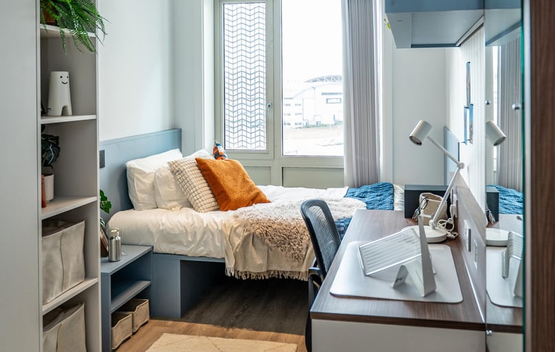 Classic 4 Bed Ensuite, The Propeller Quarter, Fairlawn Avenue, Near University, Bristol - Image 1