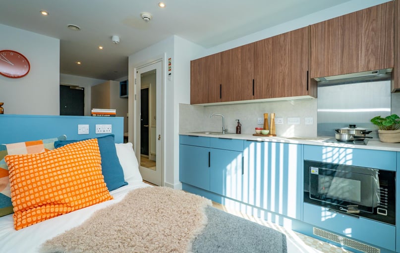 Silver Studio, The Propeller Quarter, Fairlawn Avenue, Near University, Bristol - Image 1