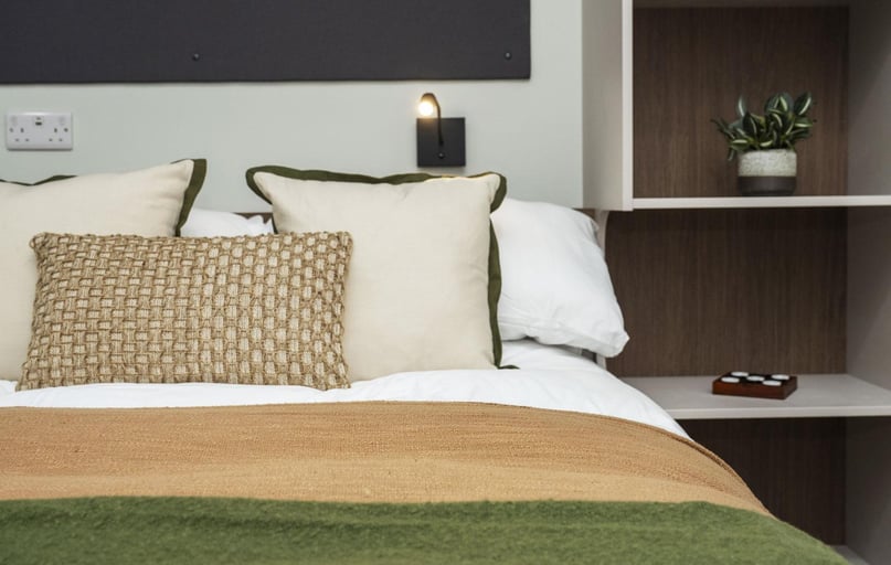 Premium Studio, Broadway Studios, Renfield Street, City Centre, Glasgow - Image 1