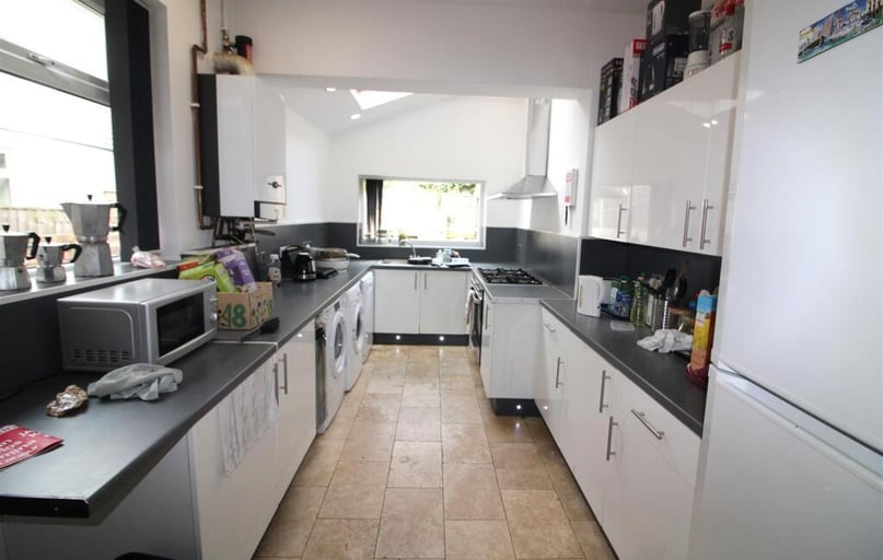 Midland Avenue, Lenton, Nottingham - Image 1