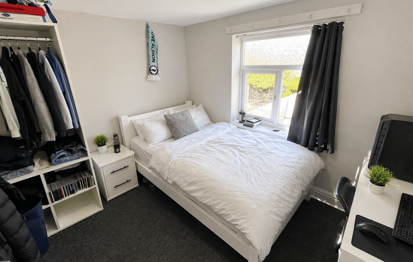 Rhymney Street, Plasnewydd, Cardiff - Image 1
