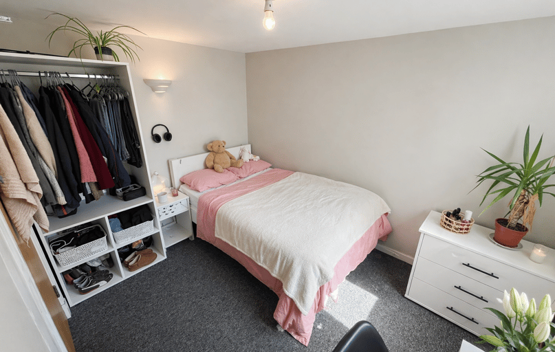 Hirwain Street, Cathays, Cardiff - Image 1