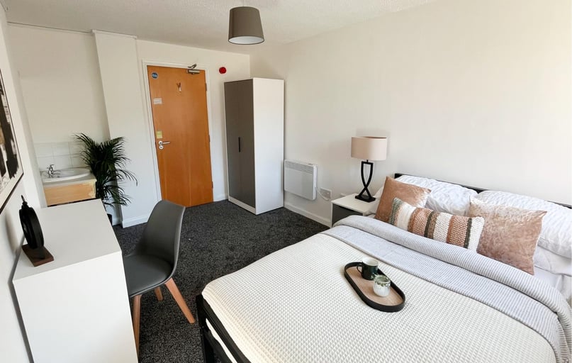 Deluxe Room, Clanny House, Peacock Street W, City Centre, Sunderland - Image 1