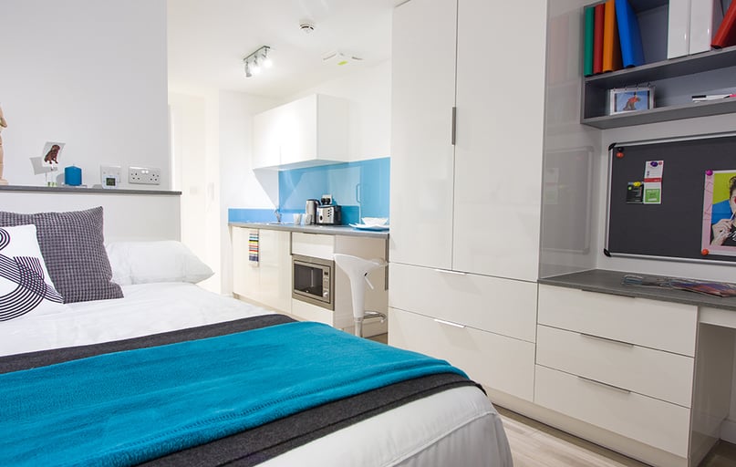 Studio Standard, The Recording Rooms, 495-505 Bristol Road, Selly Oak, Birmingham - Image 1