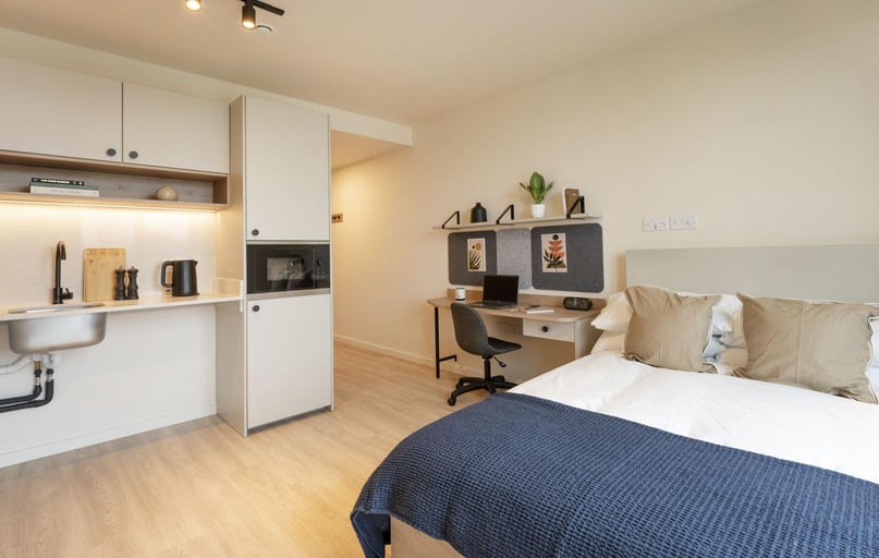 Accessible Studio, Press House, 81-88 Beresford Street, Woolwich, London - Image 1