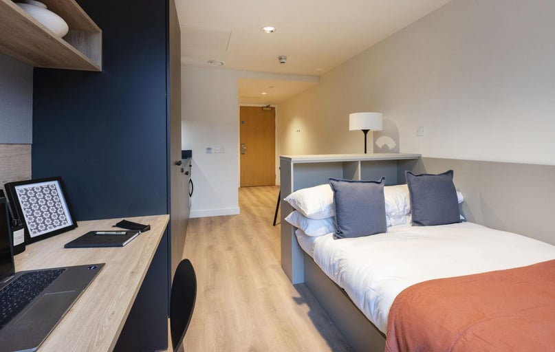 Classic Studio Plus, Straits Place, East Newington Place, City Centre, Edinburgh - Image 1
