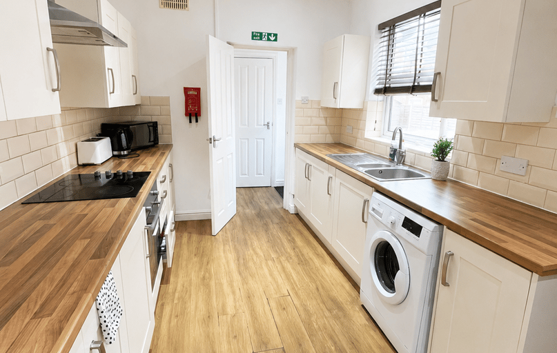 Storer Road, City Centre, Loughborough - Image 1