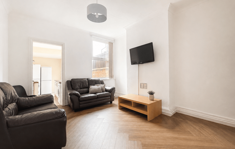 Storer Road, City Centre, Loughborough - Image 1