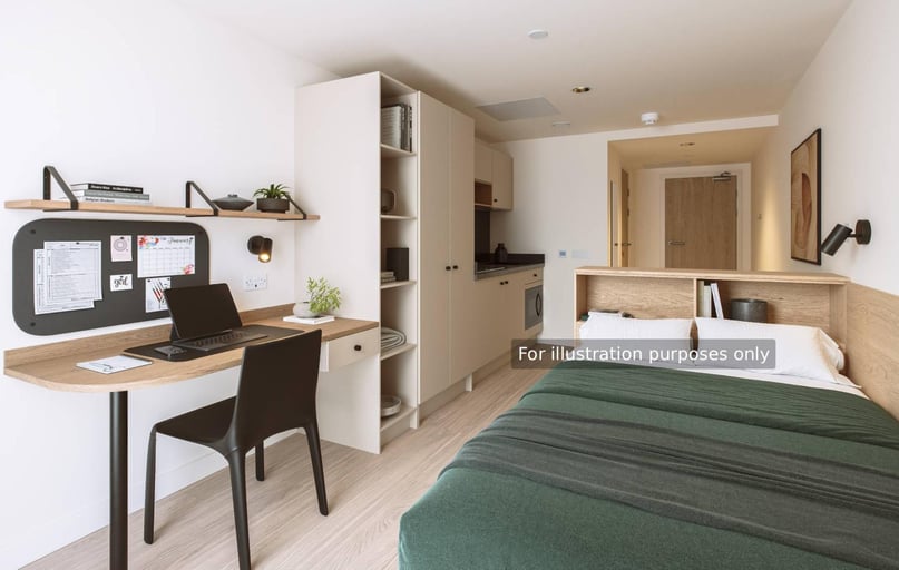 Deluxe Studio, Straits Mile, 179A Canongate, City Centre, Edinburgh - Image 1