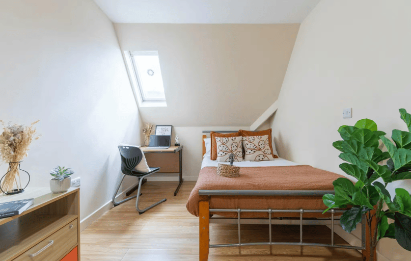Silver Ensuite, Castle Gate, 33-44 Castle Gate, City Centre, Nottingham - Image 1