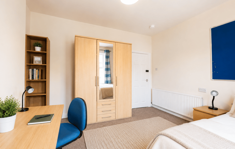 West Parade, West End, Lincoln - Image 1