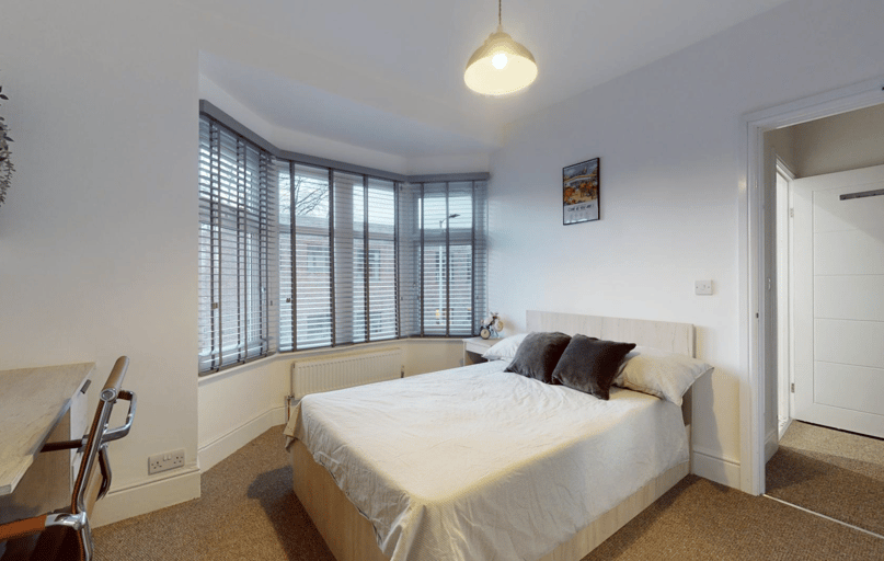 Royland Road, City Centre, Loughborough - Image 1