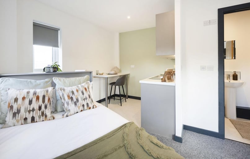 Gold Plus Studio, Icon House, Registry Street, City Centre, Stoke - Image 1
