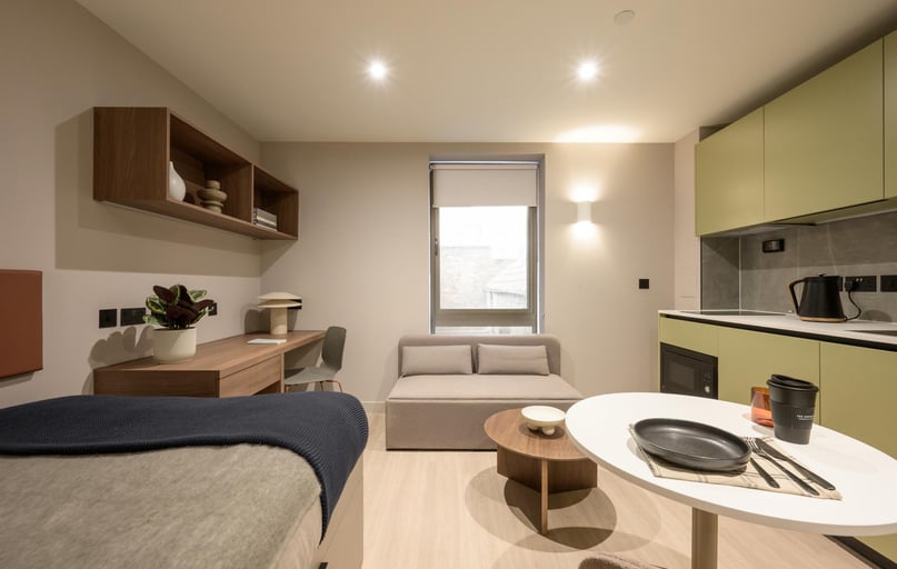 Deluxe Studio Wet Room, The Pepper Mill, 24-36 Dunedin Street, Marchmont, Edinburgh - Image 1