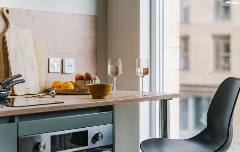 Deluxe Studio, City Wharf, Anderston Quay, City Centre, Glasgow - Image 1