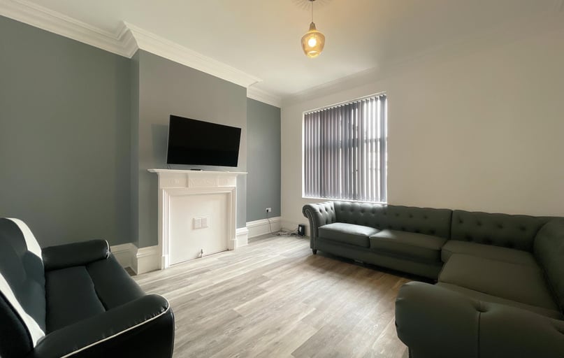 Ashby Road, City Centre, Loughborough - Image 1