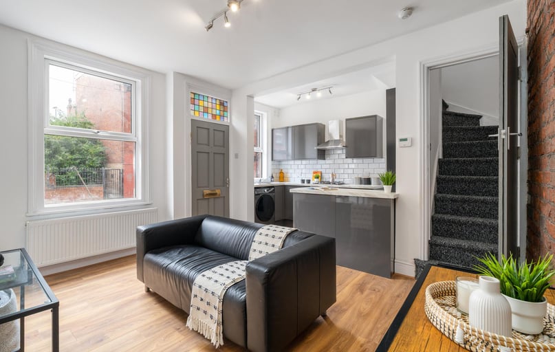 Thornville Mount, Hyde Park, Leeds - Image 1