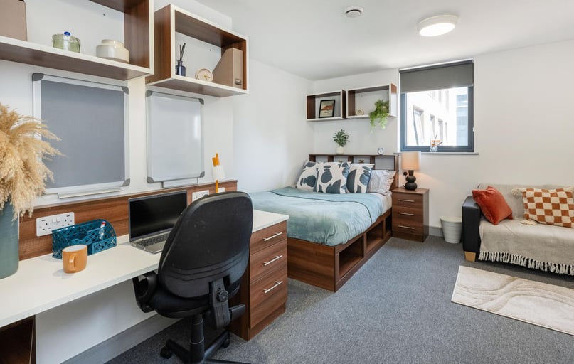 Standard Plus Studio, The Foundry, Cavendish Street, City Centre, Leeds - Image 1