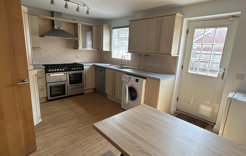 Kingfisher Way, City Centre, Loughborough - Image 1