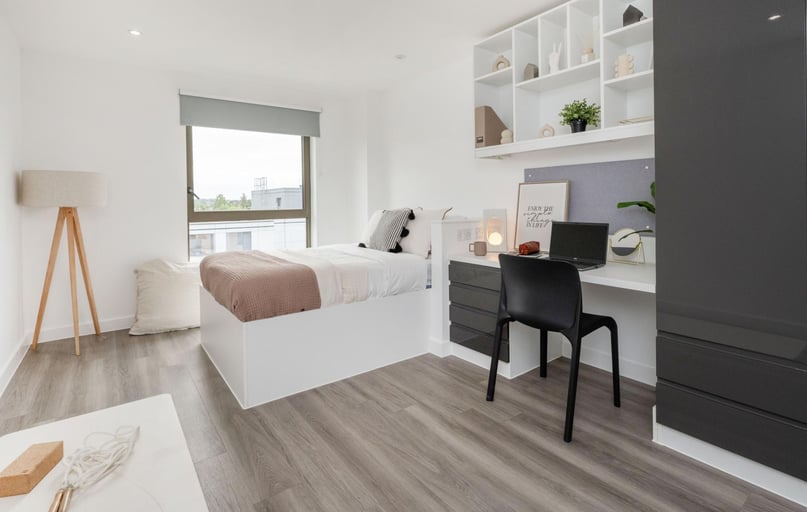 Luxe Ensuite, Rhodaus Court, Rhodaus Town, City Centre, Canterbury - Image 1