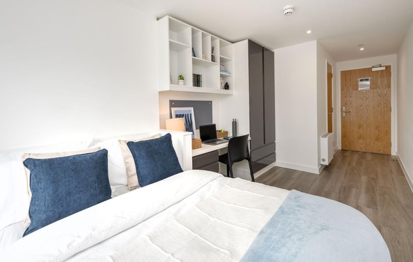 Club Ensuite, Rhodaus Court, Rhodaus Town, City Centre, Canterbury - Image 1