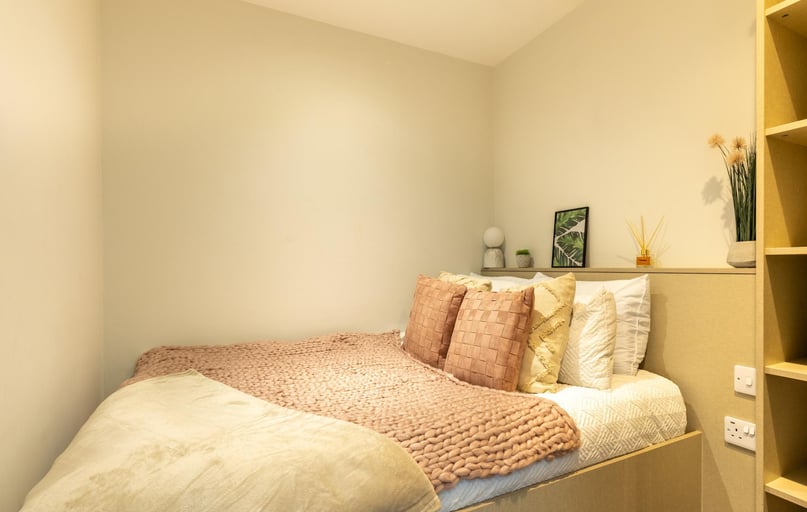 One Bed Suite, Redvers Tower, Union Street, City Centre, Sheffield - Image 1