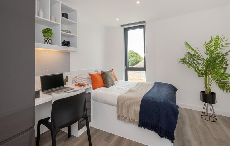Luxe Ensuite, Currus Court, Rhodaus Town, City Centre, Canterbury - Image 1