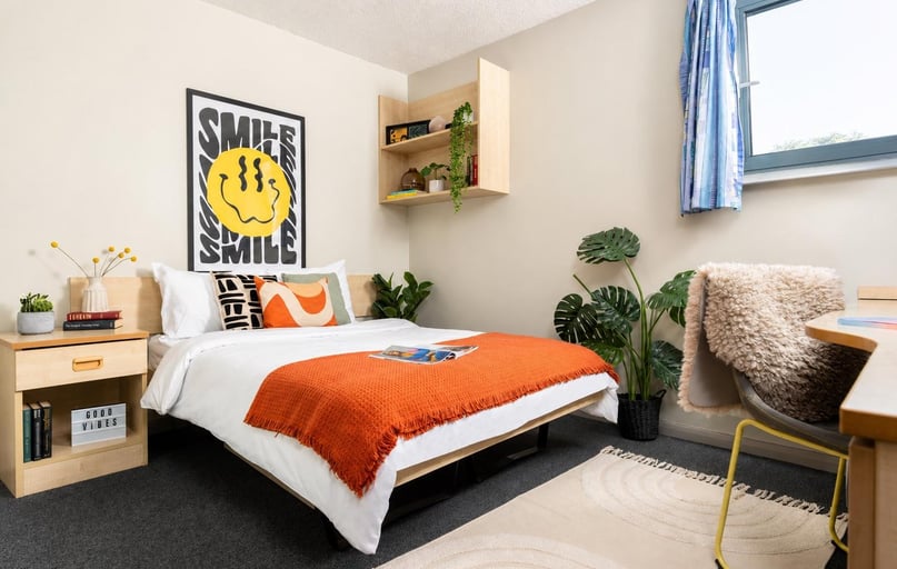 Extra Large High Double, Archways, 18 Leadmill Road, City Centre, Sheffield - Image 1