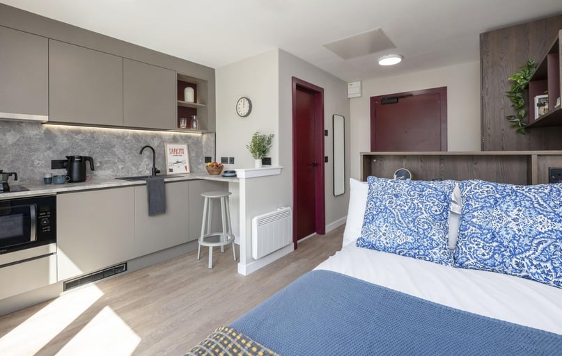 Classic Studio Plus, Swan Residences, 2 Swan Street, City Centre, Glasgow - Image 1