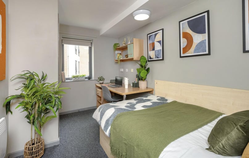 Classic Ensuite, Devonshire Courtyard, Wellington Street , Devonshire Green, Sheffield - Image 1