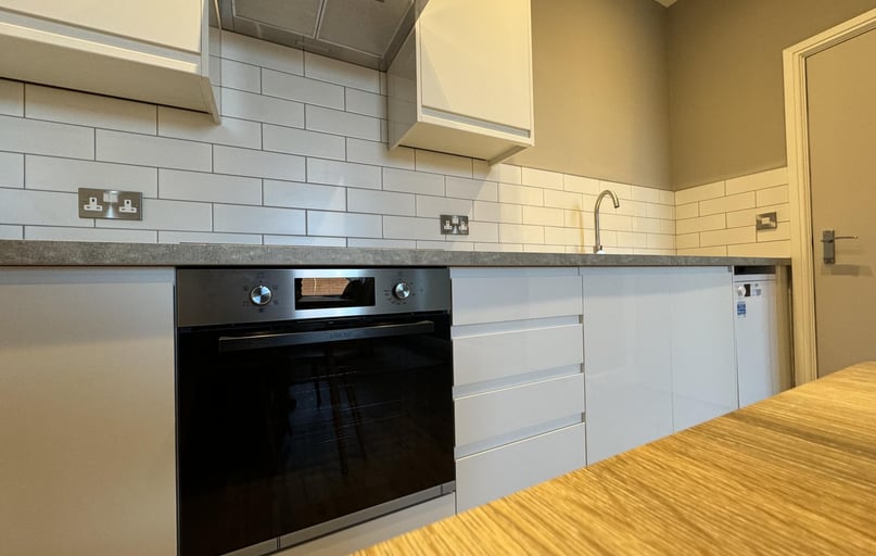 Hyde Park Villas, Hyde Park, Leeds - Image 1