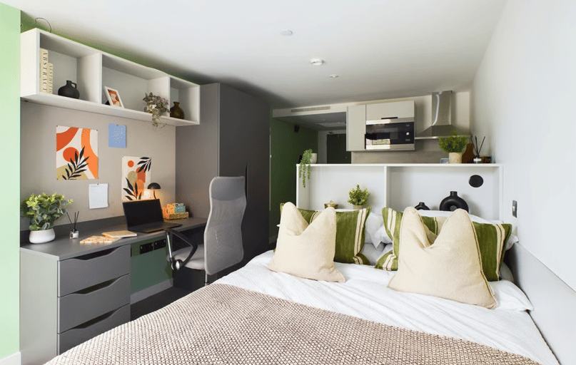 Gold Plus Studio, The Edge, 48-52 York Street, City Centre, Belfast - Image 1