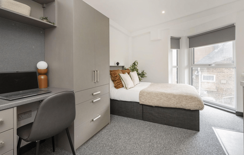Bronze Plus Studio, Icon House, Registry Street, City Centre, Stoke - Image 1