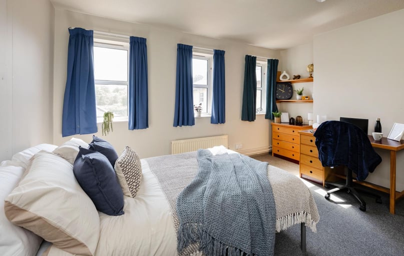 Deluxe Ensuite, Hardwick Campus, St Paul's Road, St Pauls, Cheltenham - Image 1