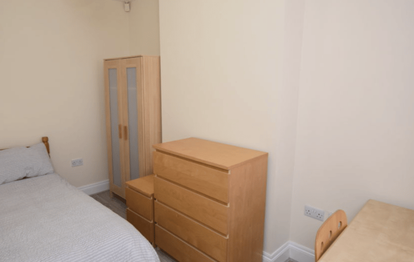 Teversal Avenue, Radford, Nottingham - Image 1