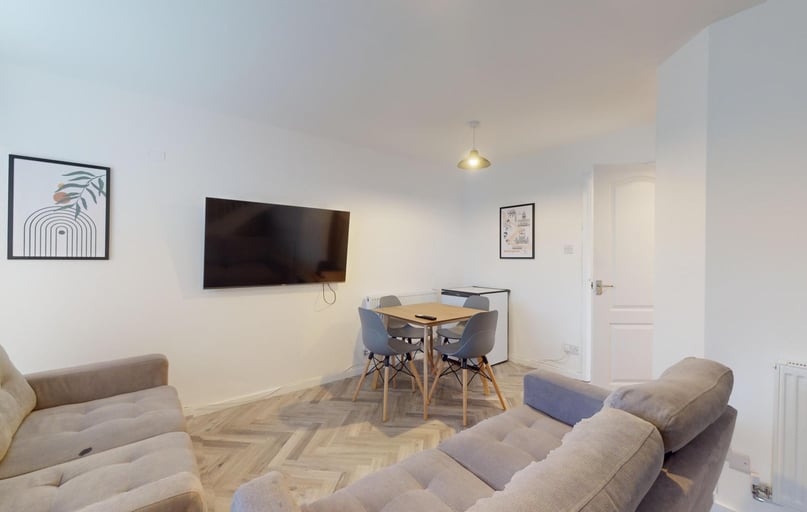 Sandpiper Way, Lenton, Nottingham - Image 1