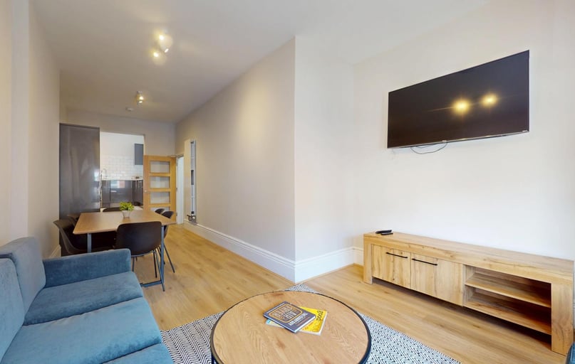 Alfreton Road, Radford, Nottingham - Image 1