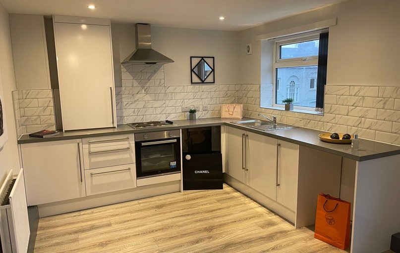 Kendal Bank, Woodhouse, Leeds - Image 1