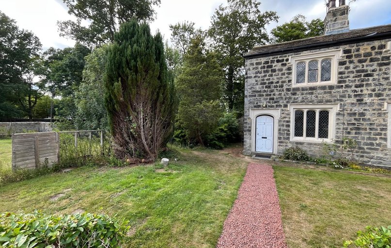 Tudor Cottage, Moortown, Leeds - Image 1
