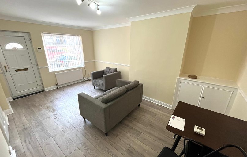 Woodside Terrace, Burley, Leeds - Image 1